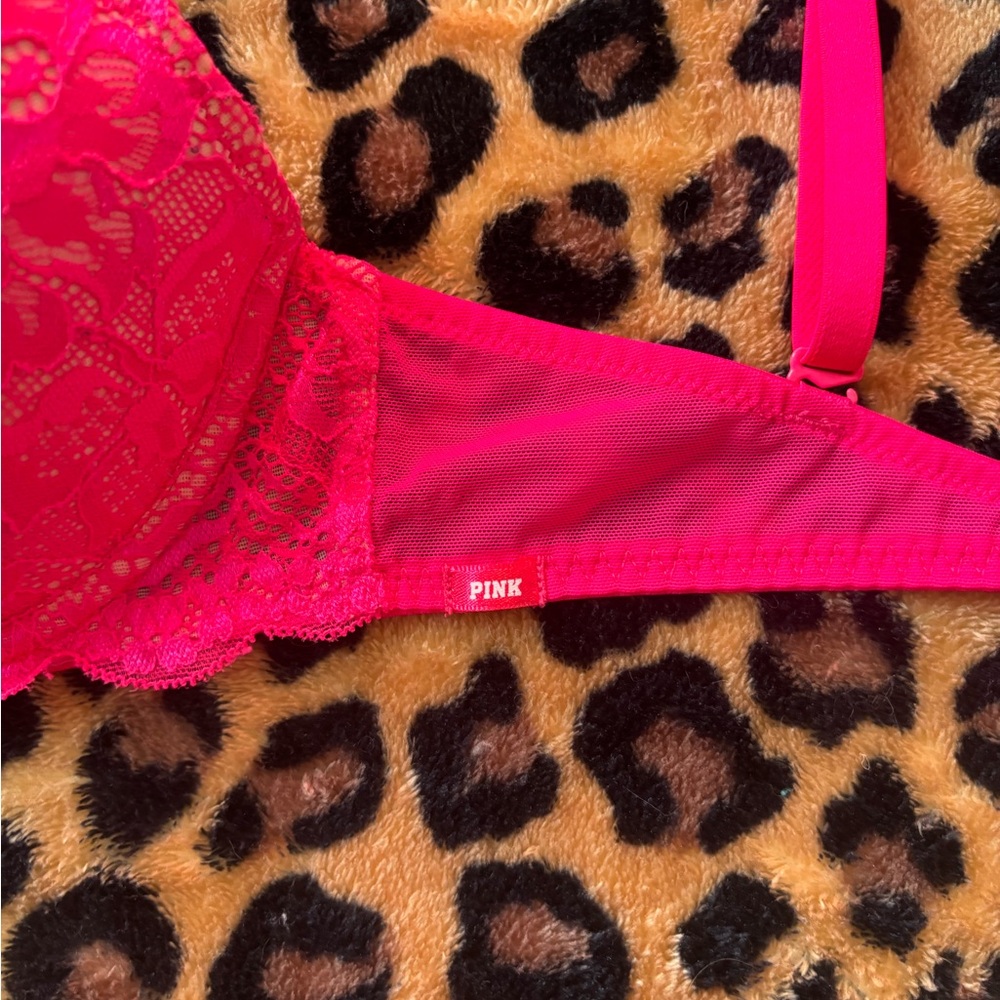 PINK Victoria's Secret Bright Pink Lace Bra - Picture 4 of 6
